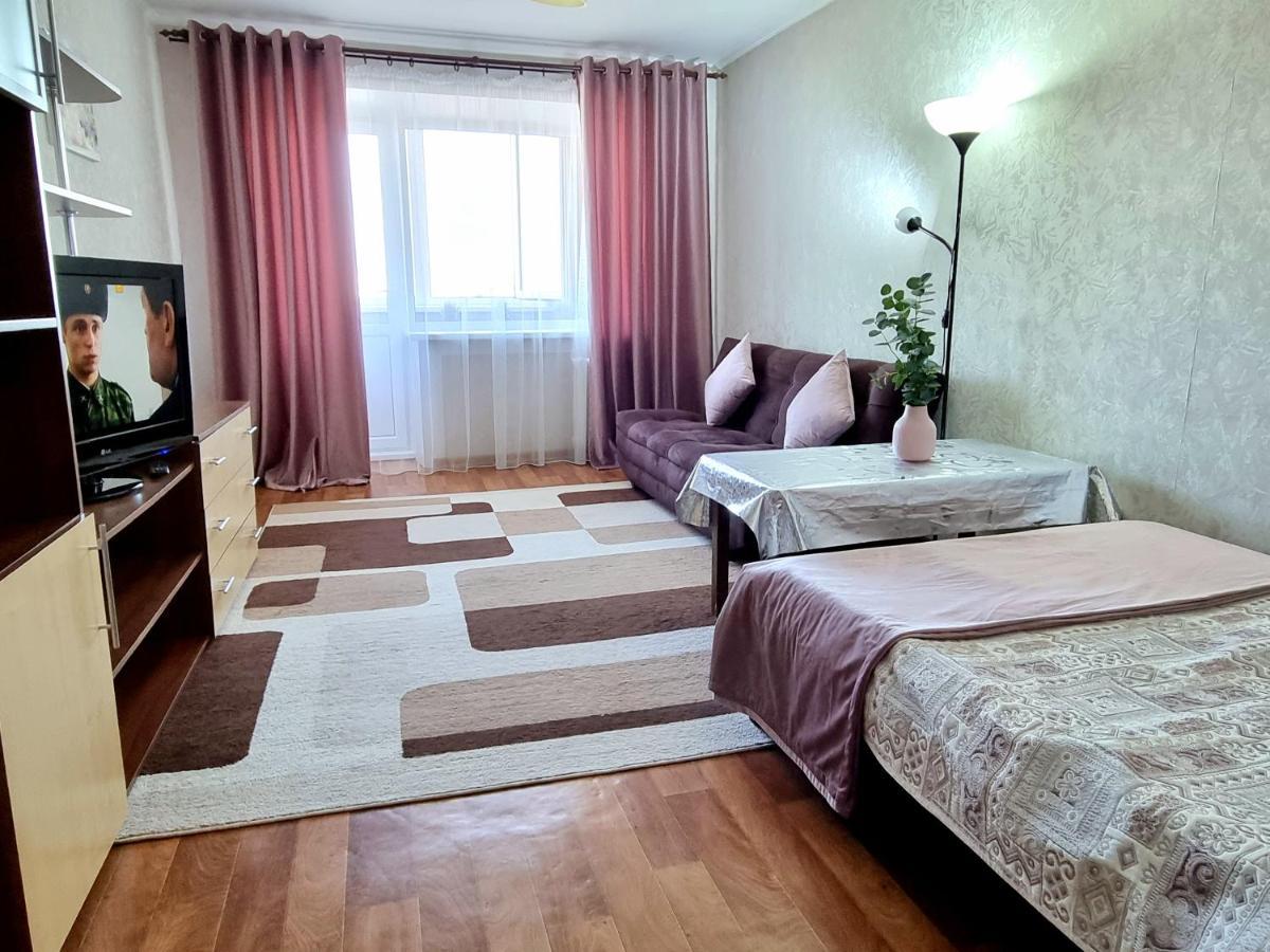 Apartment На Стрелке С Красивым Видом На Иртыш Ustʼ-Kamenogorsk Exteriér fotografie